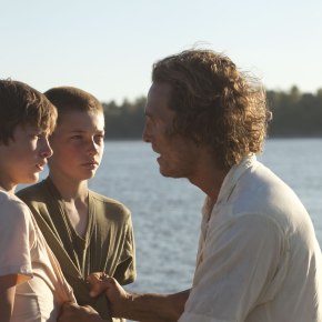 McConaughey’s “Mud” debuts at Sundance, first trailer released